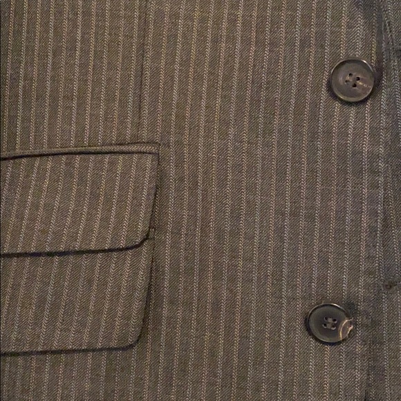 Zara Men’s Gray Pin Stripe Suit - Picture 2 of 8